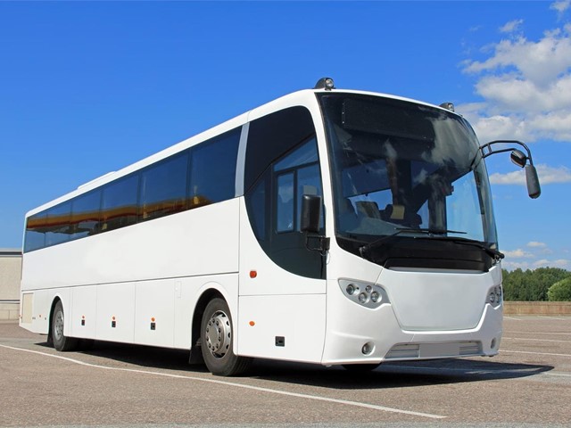 Alquiler de autobuses con conductor: cómo Autocares J. Ruibal puede ayudarte