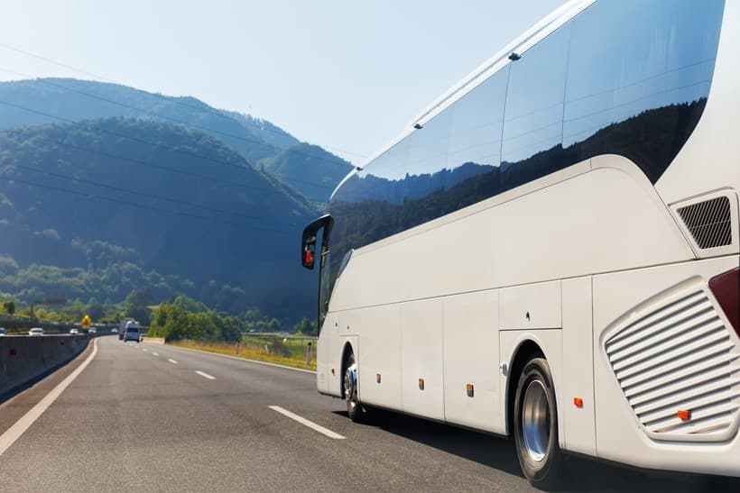 Saber más sobre alquiler de autobuses para viajes en grupo en Pontevedra